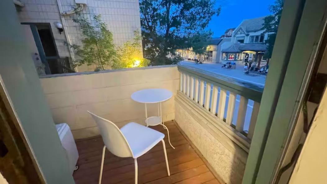 Unit #201 Cozy Mountain View 1Br In Dt Apartman Canmore Kültér fotó